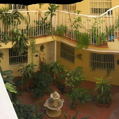 Malagadevacaciones - La Casa De Lola Apartment Exterior photo